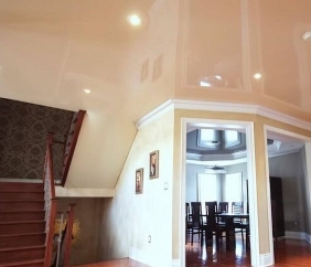 Широкие потолки без швов