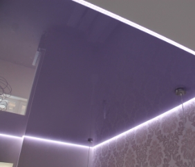 Натяжные потолки с контурной подсветкой